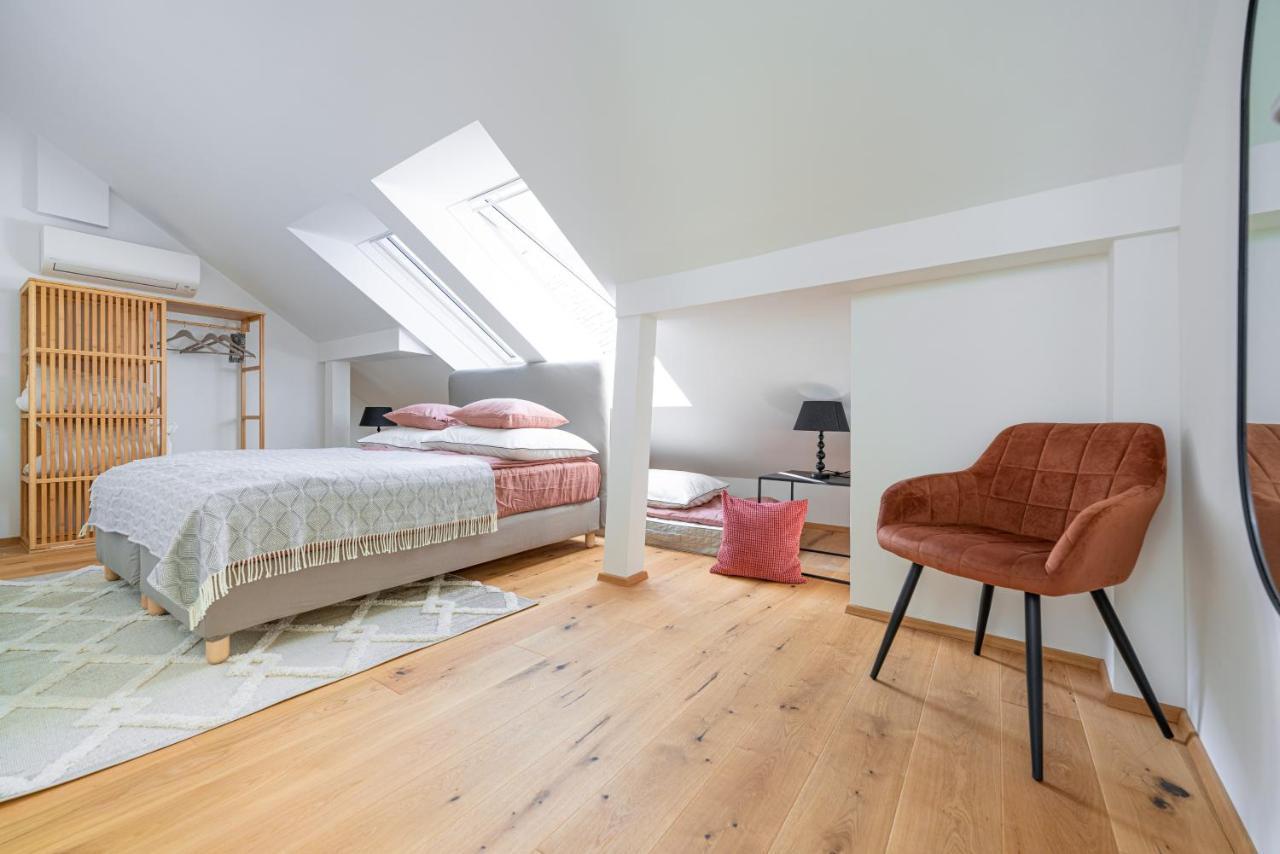 Apartamento Penthouse Maxfux Direkt In Der Fussgaengerzone 130M2 Krems an der Donau Exterior foto