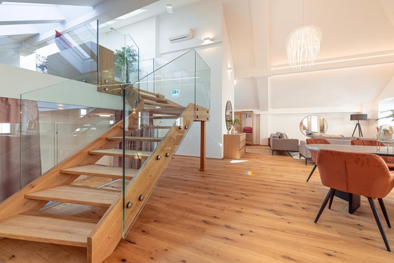 Apartamento Penthouse Maxfux Direkt In Der Fussgaengerzone 130M2 Krems an der Donau Exterior foto